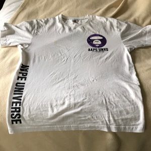 Men’s white T-shirt